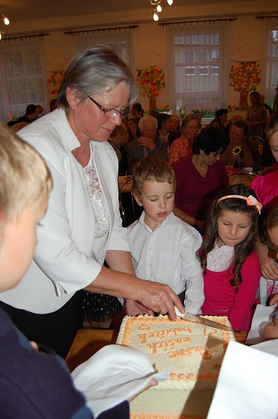 torta - dar pani učiteľky Markovej pre našich súťažiacich