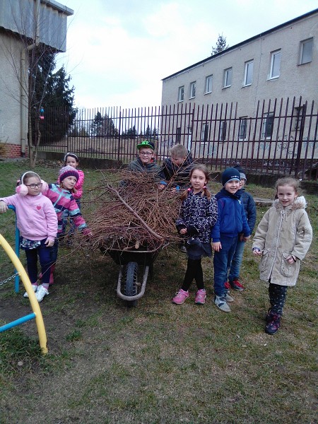 Sila tretiakov pri odvoze lístia